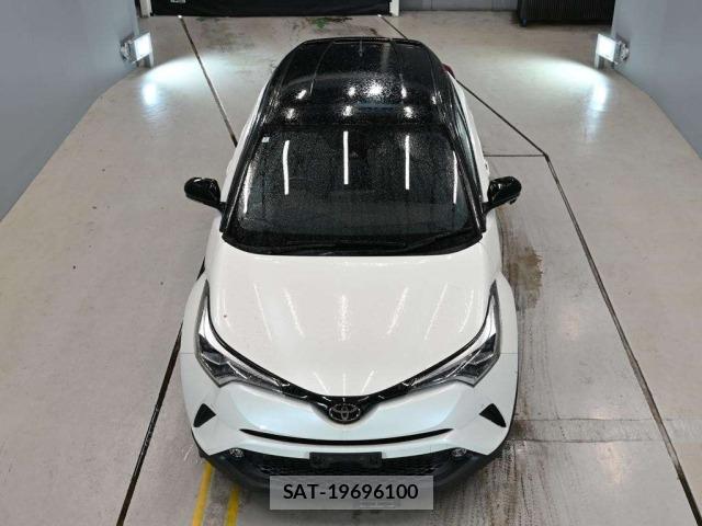 Toyota C-HR 2018 8684291-7