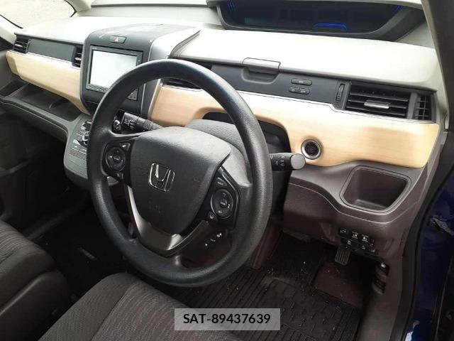 Honda FREED 2018 8683648-9
