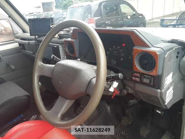 Toyota LAND CRUISER 1993 8667492-9