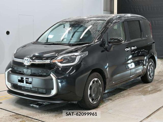 Toyota SIENTA 2025 8672453-0