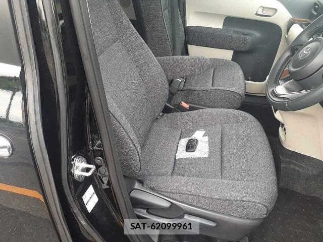 Toyota SIENTA 2025 8672453-10
