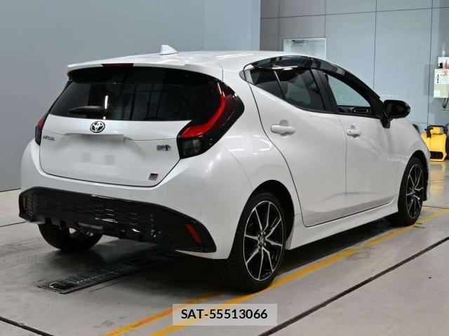 Toyota AQUA 2024 8763121-1