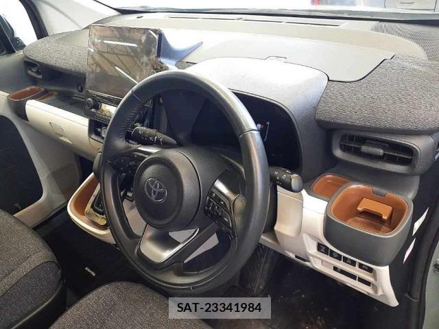Toyota SIENTA 2023 8902840-9