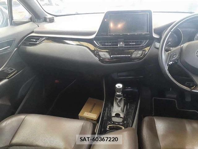 Toyota C-HR 2018 8684294-11