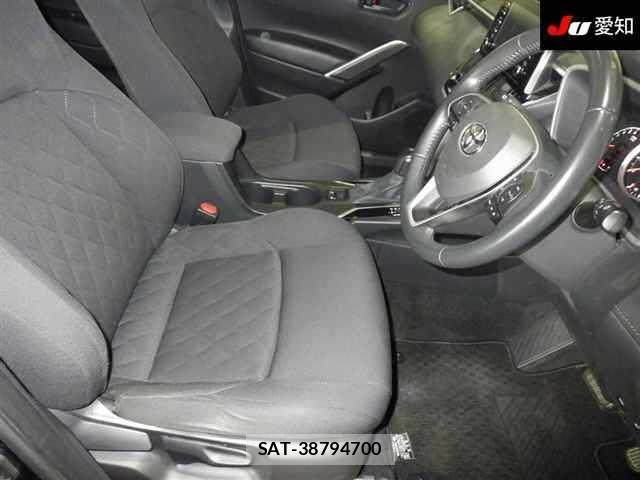 Toyota COROLLA CROSS 2021 8693175-6