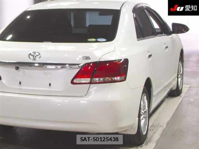 Toyota PREMIO 2017 8700758-8