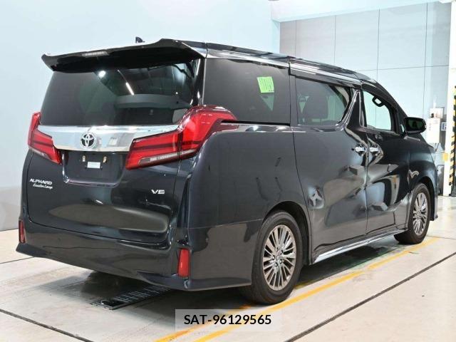 Toyota ALPHARD 2021 8906182-1