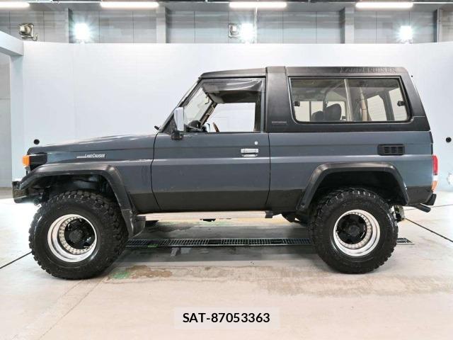 Toyota LAND CRUISER 1992 8667493-4