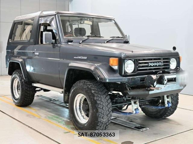 Toyota LAND CRUISER 1992 8667493-5