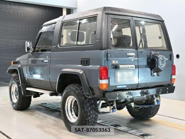 Toyota LAND CRUISER 1992 8667493-6