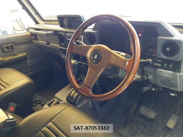 Toyota LAND CRUISER 1992 8667493-9