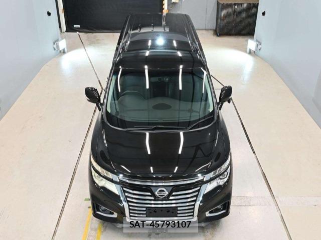Nissan ELGRAND 2017 8689649-7