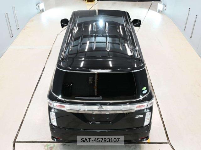 Nissan ELGRAND 2017 8689649-8