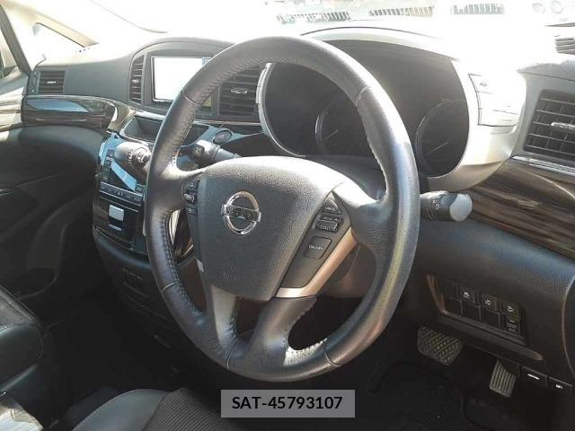 Nissan ELGRAND 2017 8689649-9