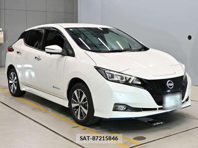 Nissan LEAF 2022 8675799-5