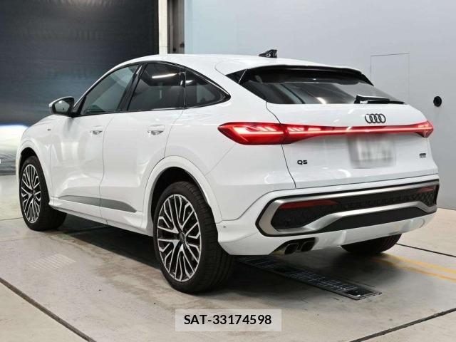 Audi Q5 2025 8937362-6