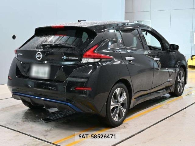 Nissan LEAF 2018 8863221-1