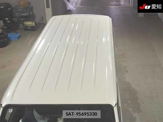 Toyota HIACE VAN 2021 8910164-9