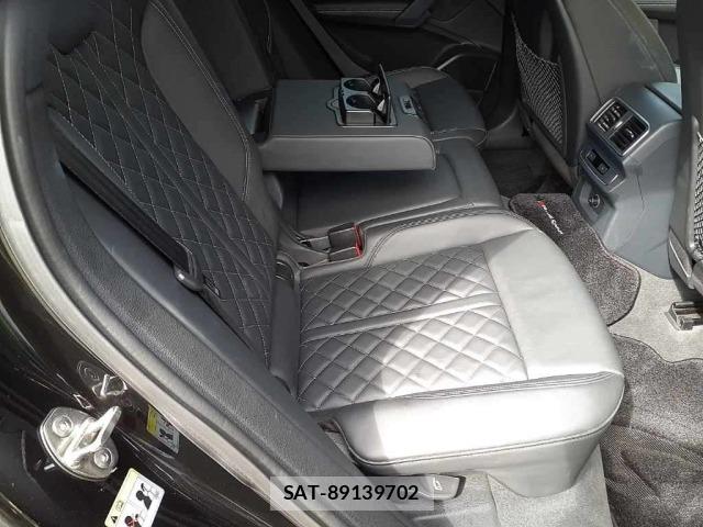 Audi SQ5 2018 8852129-12