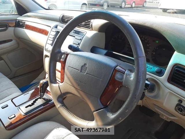 Toyota CROWN 2000 8680476-9