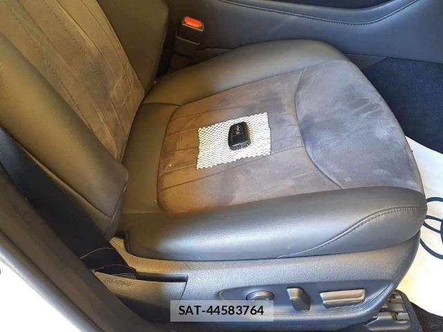 Toyota CROWN 2021 8680477-10