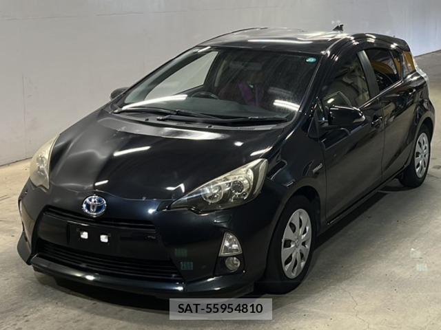 Toyota AQUA 2013 8704791-0