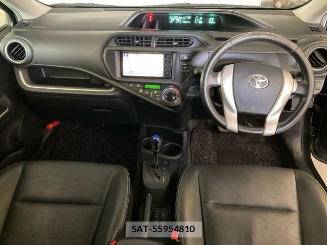 Toyota AQUA 2013 8704791-3