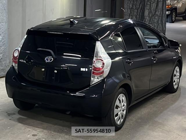 Toyota AQUA 2013 8704791-5