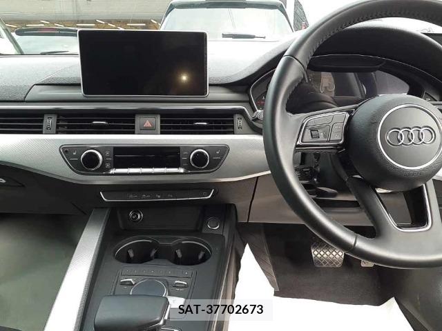 Audi A4 2020 8860554-11