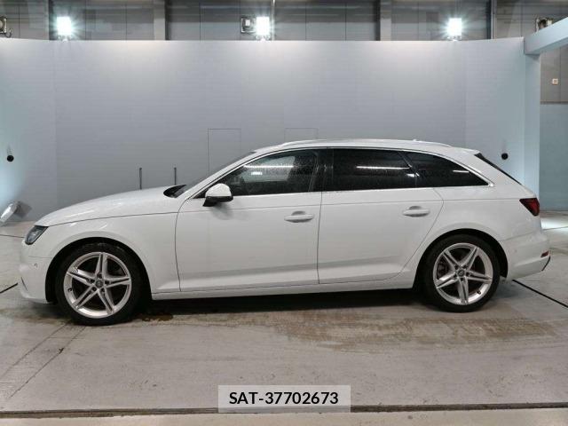 Audi A4 2020 8860554-4