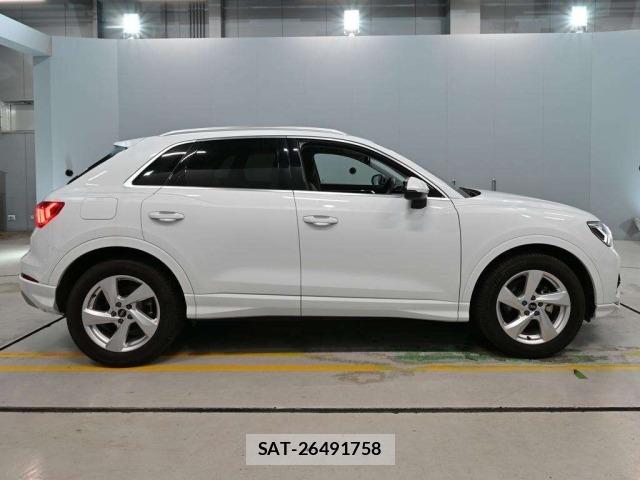 Audi Q3 2024 8937680-3