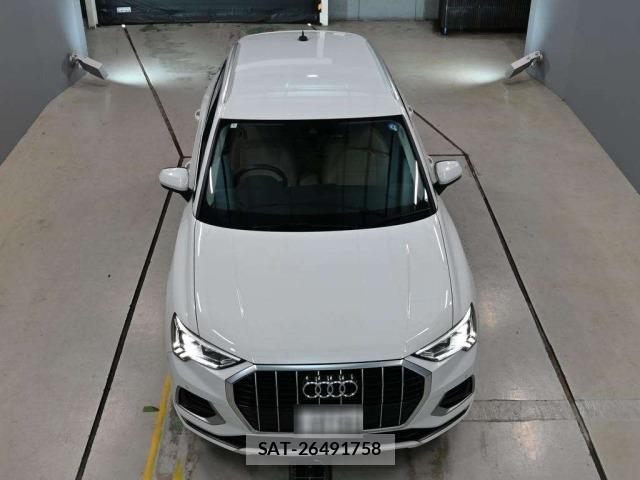 Audi Q3 2024 8937680-7