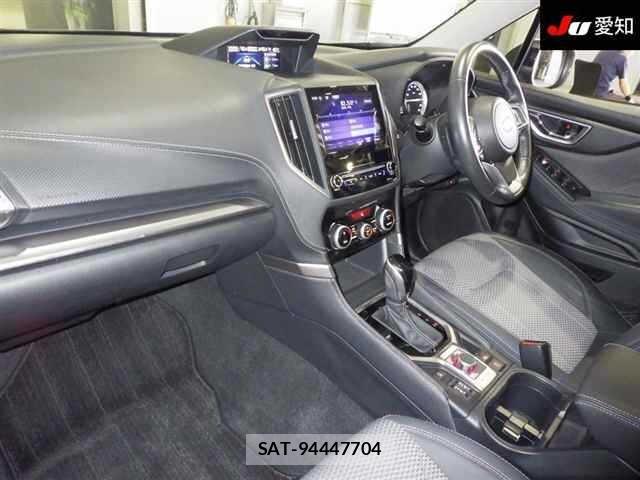 Subaru FORESTER 2021 8895981-3