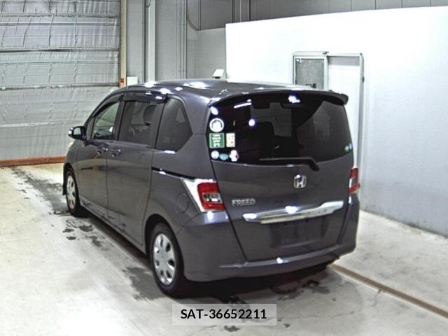 Honda FREED 2015 8716562-1