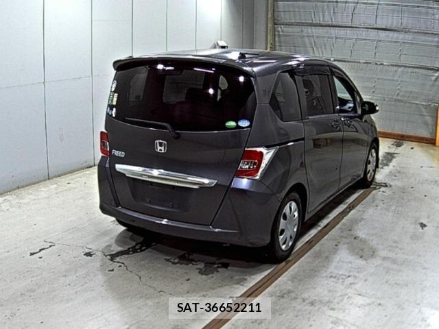 Honda FREED 2015 8716562-5