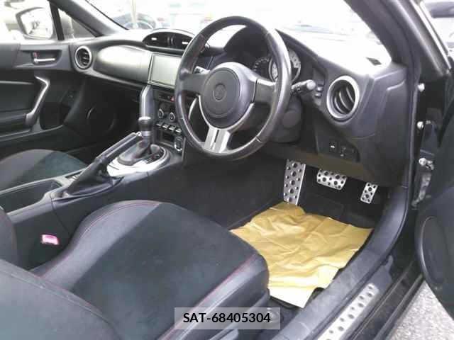 Toyota 86 2012 8683842-3