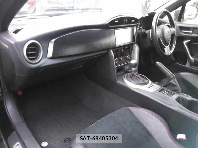Toyota 86 2012 8683842-8