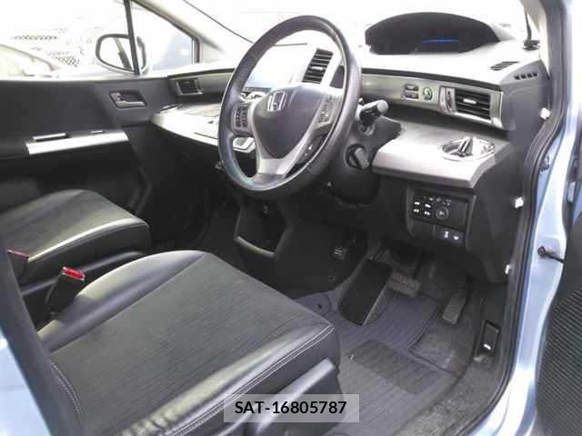 Honda FREED 2014 8853082-3