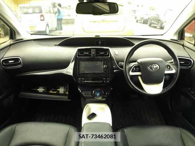 Toyota PRIUS 2016 8863002-8