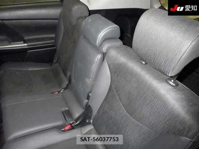 Toyota PRIUS 2015 8809554-4
