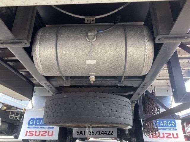 Isuzu GIGA 2015 8758267-13