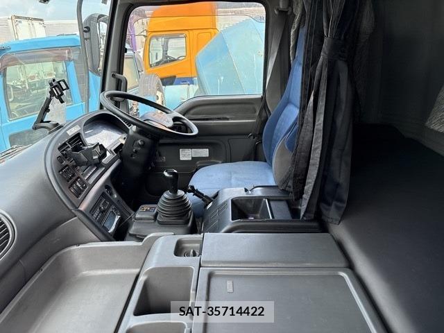 Isuzu GIGA 2015 8758267-5