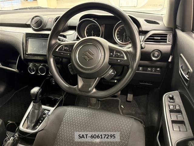 Suzuki SWIFT 2021 8953767-2