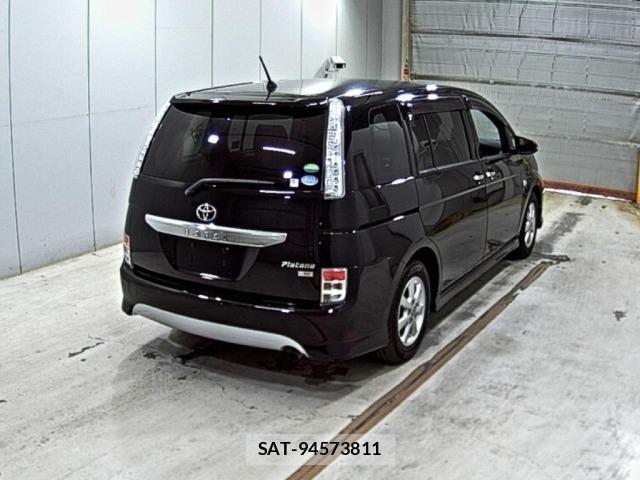 Toyota ISIS 2014 8948024-5
