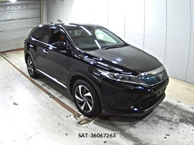 Toyota HARRIER 2017 8680401-0
