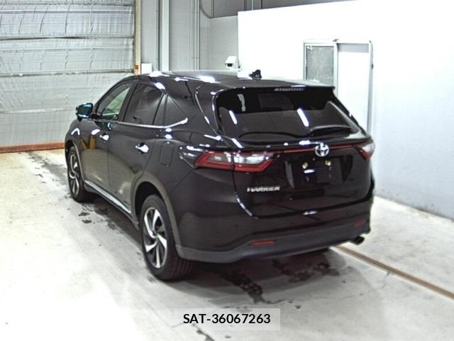 Toyota HARRIER 2017 8680401-1