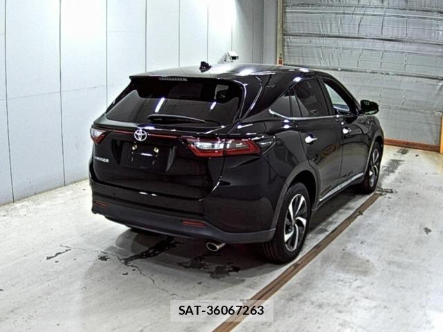 Toyota HARRIER 2017 8680401-5