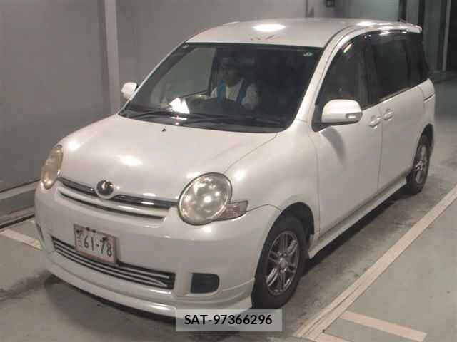 Toyota SIENTA 2009 8764377-4
