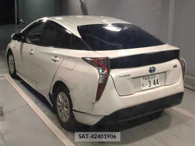 Toyota PRIUS 2016 8863004-1