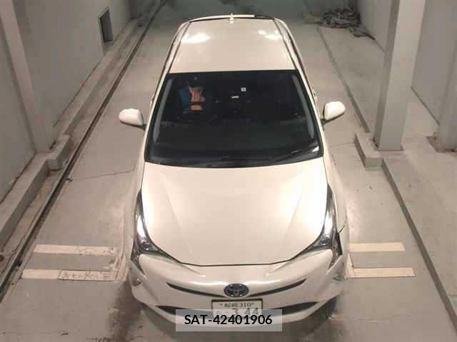 Toyota PRIUS 2016 8863004-6